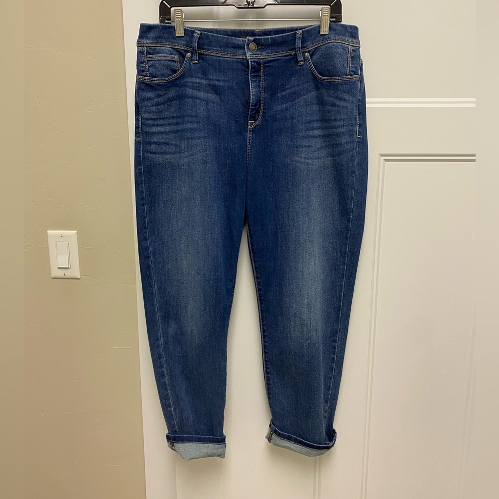 Chico’s So Slimming Girlfriend Crop Denim